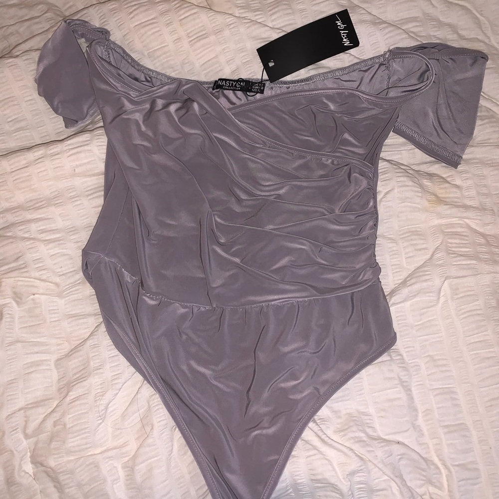 Nasty Gal NWT 8 Silver Gray Bodysuit Off Shoulder